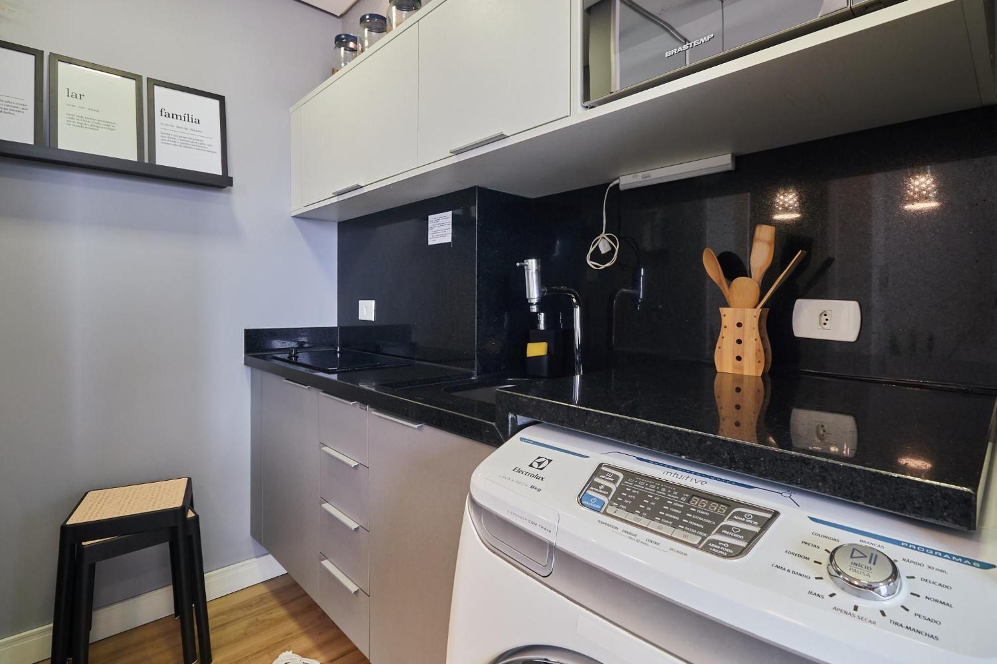 Estudio Aconchegante No Centro De Curitiba - Ar Condicio E Localizacao Perfeita! 외부 사진