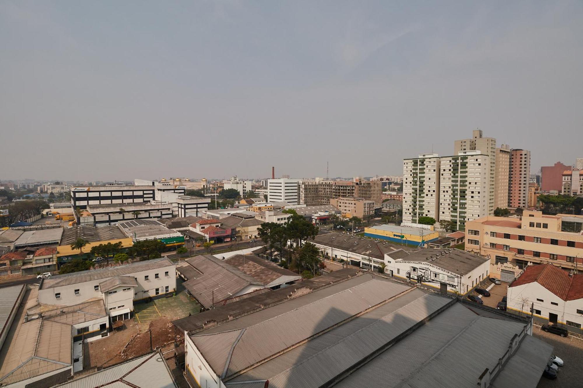Estudio Aconchegante No Centro De Curitiba - Ar Condicio E Localizacao Perfeita! 외부 사진